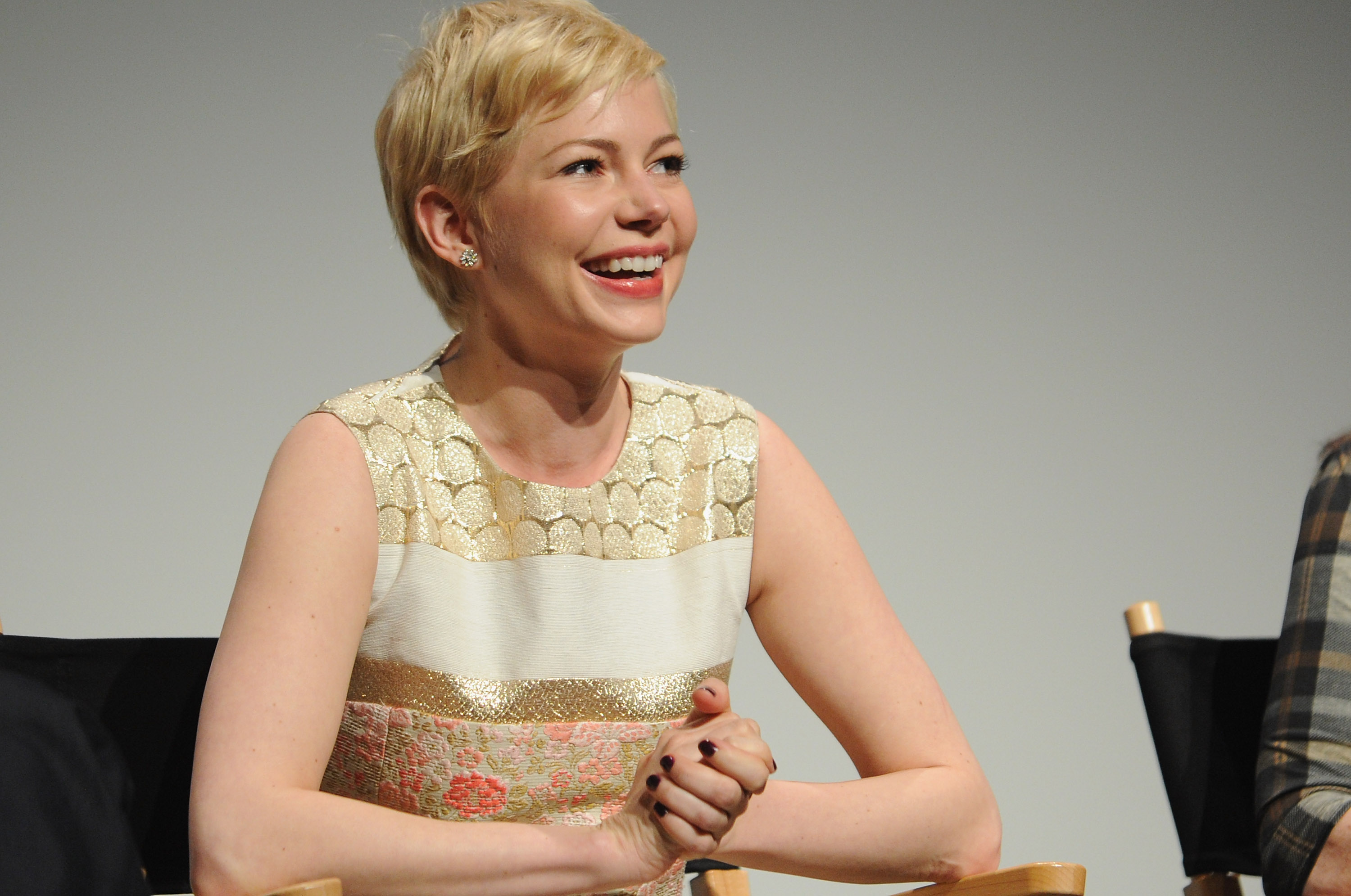 Michelle Williams Channels Her Inner Marilyn | The Dinner Party Download