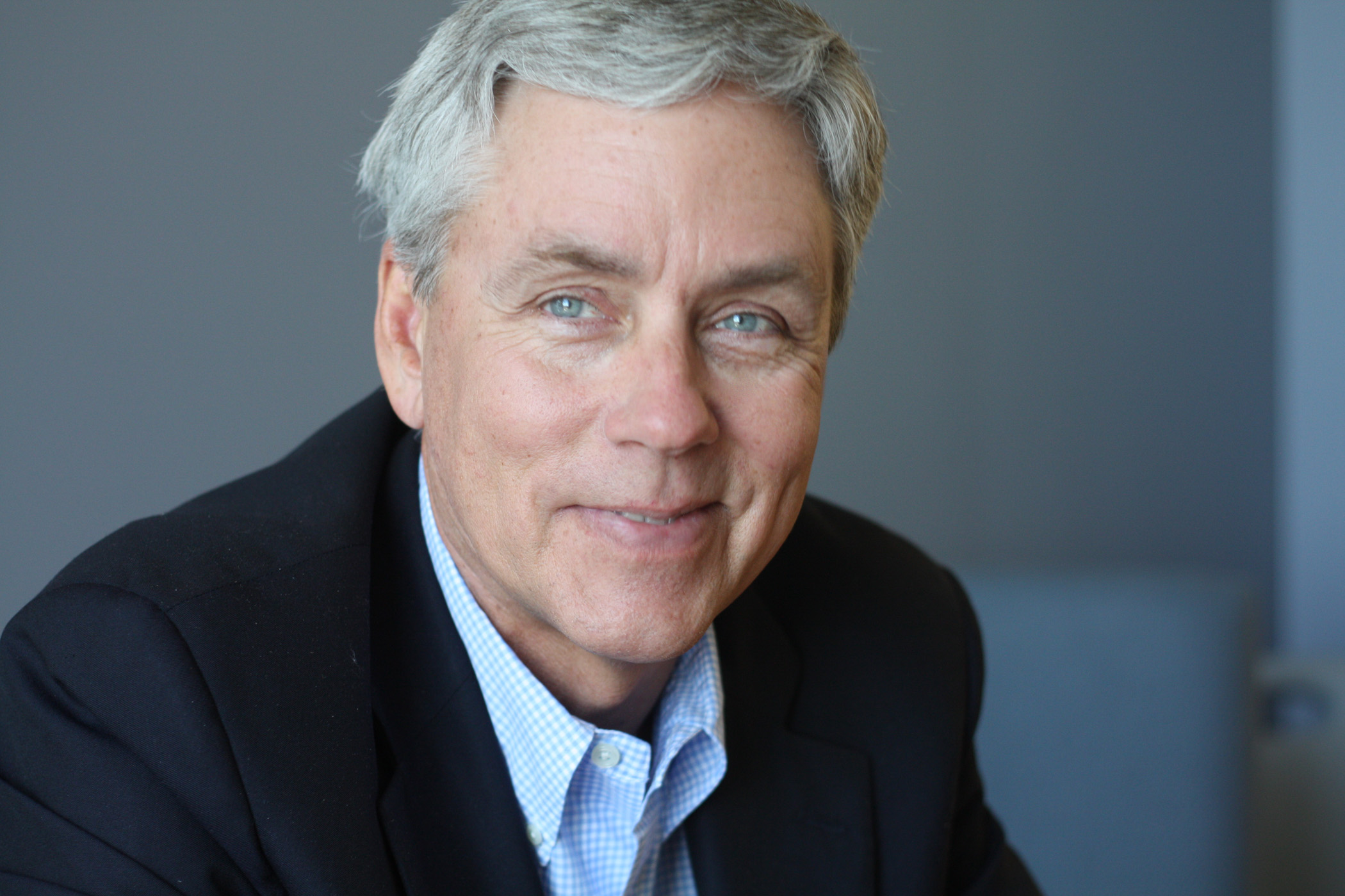 Carl Hiaasen and the Vile Pizza Plot | The Dinner Party Download