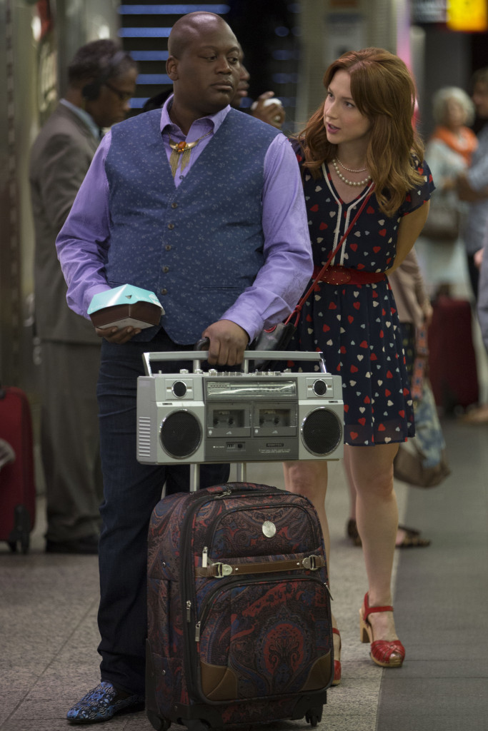 Tituss Burgess and Ellie Kemper in "Unbreakable Kimmy Schmidt." (Photo Credit: Eric Liebowitz/Netflix)